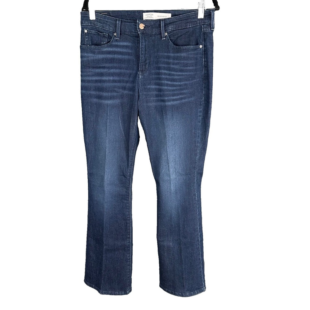 Women's Levi's  Strauss Signature Jeans Size 10 X 30 Bootcut Classic Casual